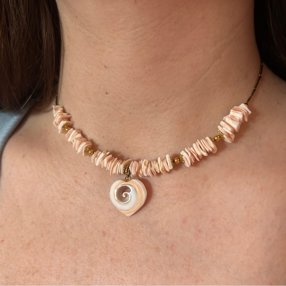 Cutie Shell Heart Necklace